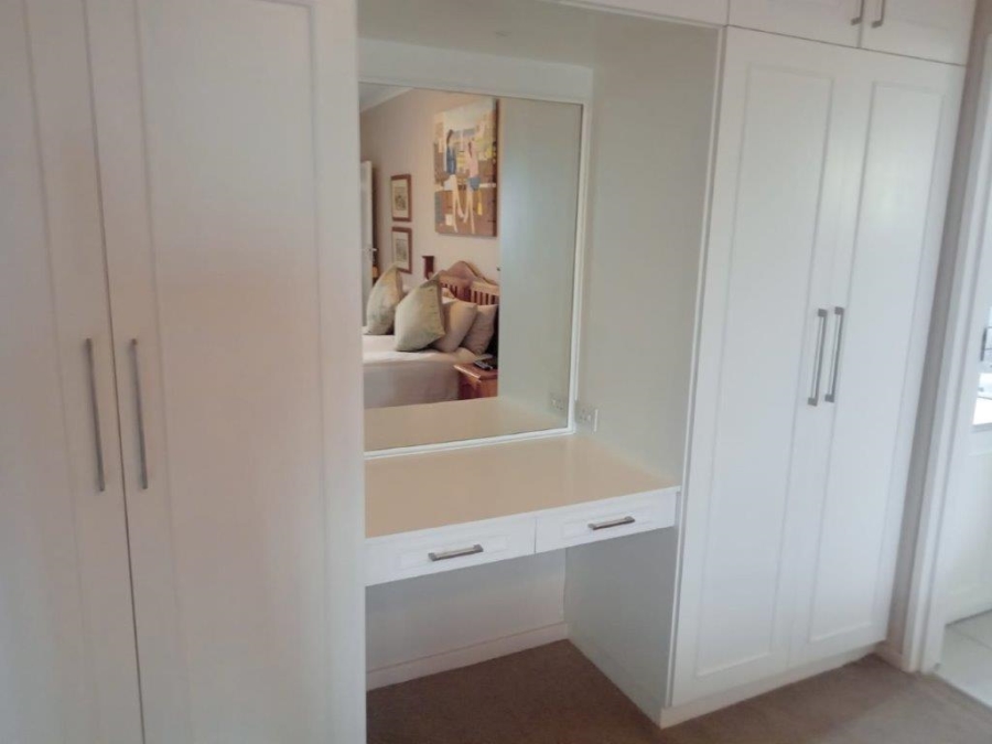 5 Bedroom Property for Sale in Wavecrest Eastern Cape